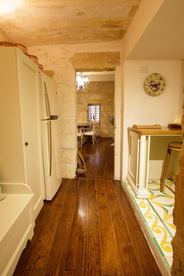 Town House Steeped In History Villa Rabat Exterior foto