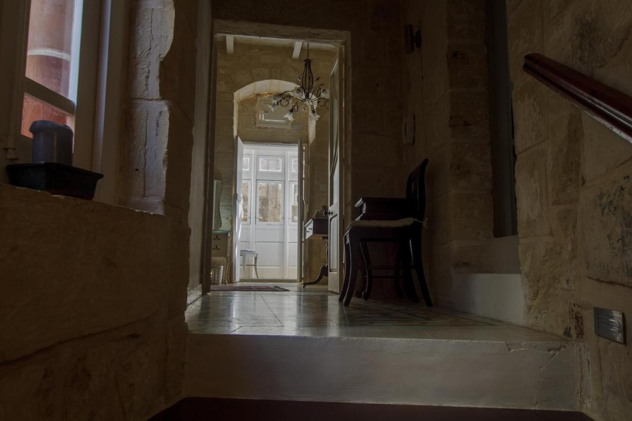 Town House Steeped In History Villa Rabat Exterior foto